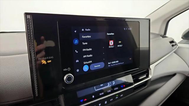 2025 Toyota Sienna LE
