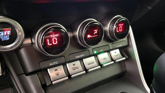 2024 Toyota GR86 Premium