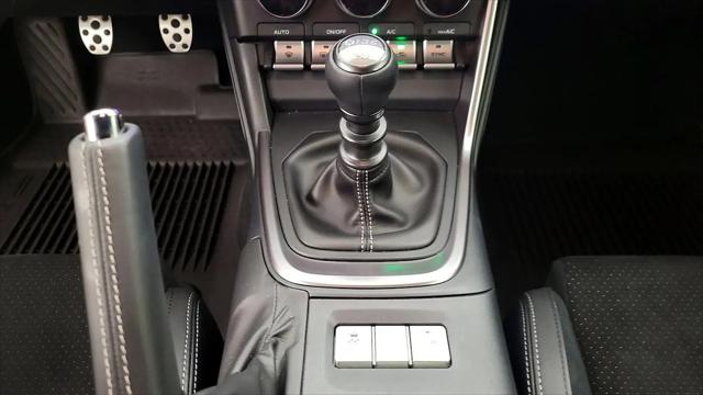 2024 Toyota GR86 Premium