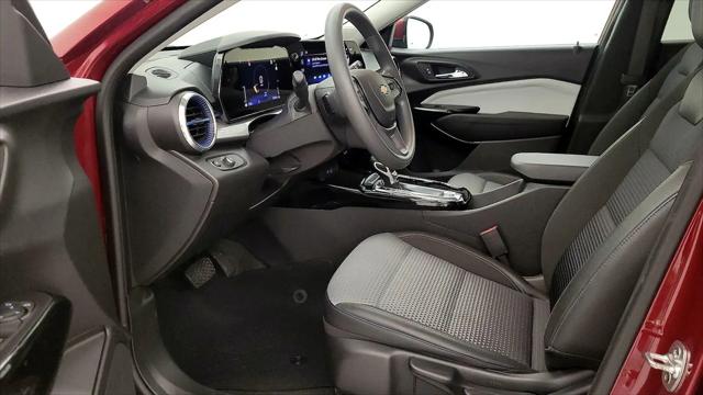 2025 Chevrolet Trax FWD LT