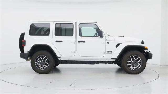 2025 Jeep Wrangler 4-Door Sahara 4x4