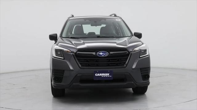 2023 Subaru Forester Base