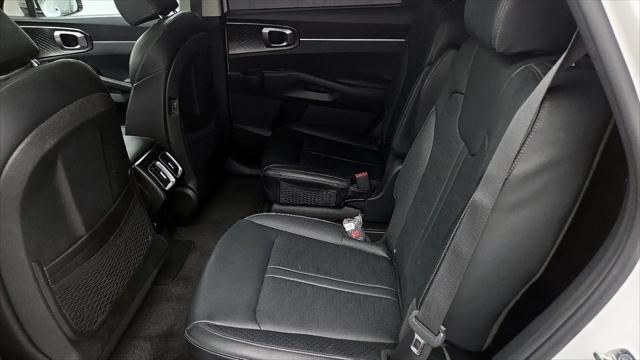 2025 Kia Sorento Hybrid EX