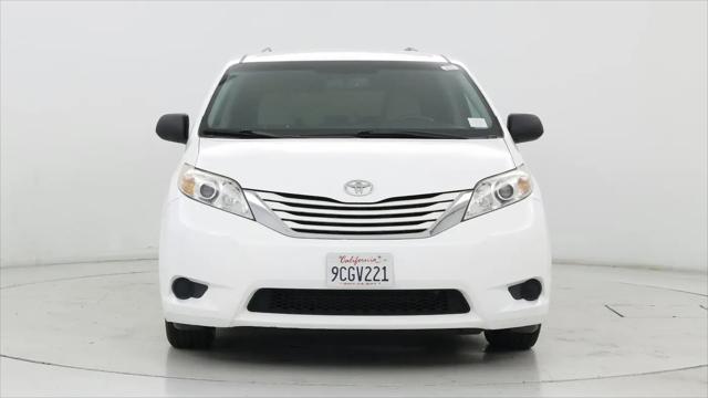 2017 Toyota Sienna LE 8 Passenger