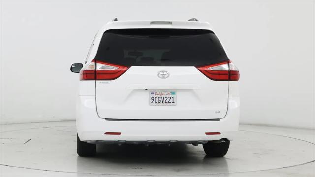 2017 Toyota Sienna LE 8 Passenger