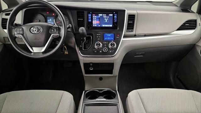 2017 Toyota Sienna LE 8 Passenger