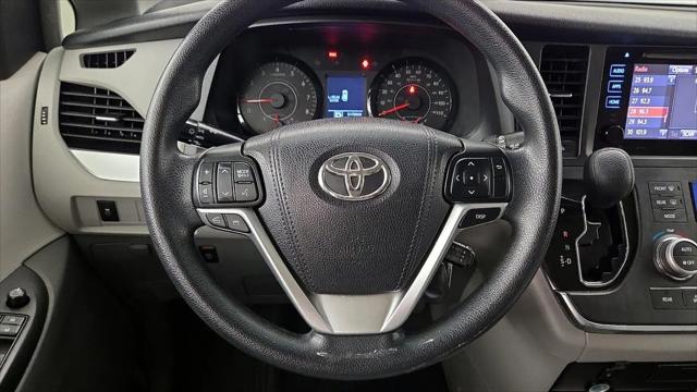 2017 Toyota Sienna LE 8 Passenger