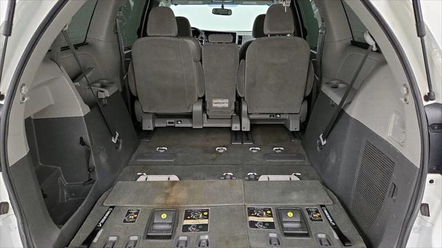 2017 Toyota Sienna LE 8 Passenger