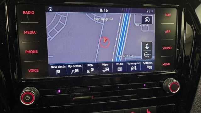 2022 Volkswagen Passat 2.0T R-Line
