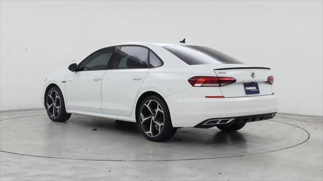 2022 Volkswagen Passat 2.0T R-Line