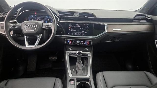 2022 Audi Q3 Premium 45 TFSI S line quattro Tiptronic
