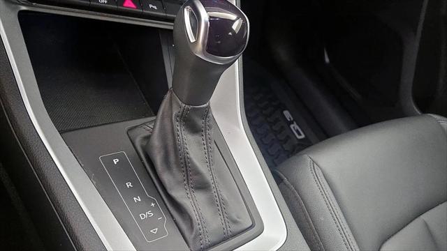 2022 Audi Q3 Premium 45 TFSI S line quattro Tiptronic