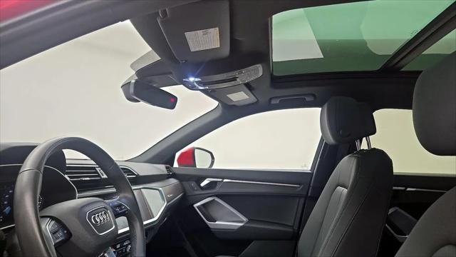 2022 Audi Q3 Premium 45 TFSI S line quattro Tiptronic