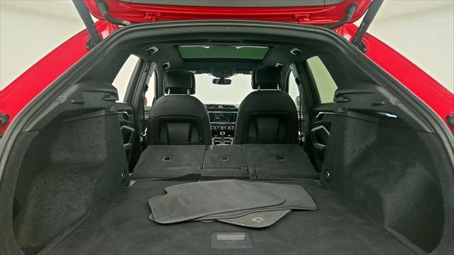 2022 Audi Q3 Premium 45 TFSI S line quattro Tiptronic