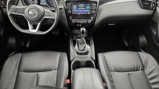 2022 Nissan Rogue Sport SL AWD Xtronic CVT