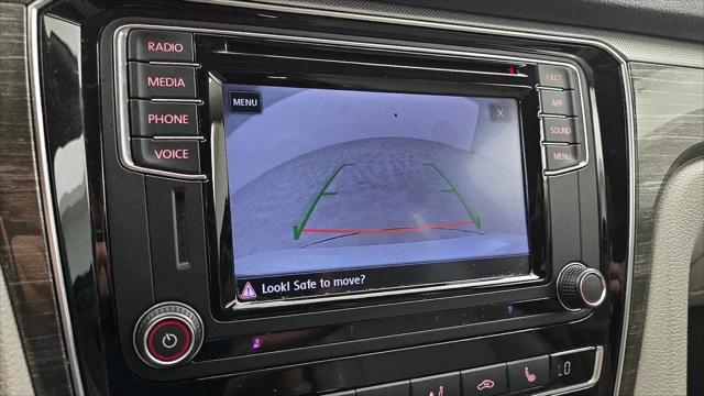 2018 Volkswagen Passat 2.0T SE