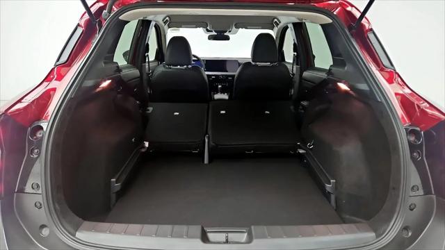 2025 Nissan Kicks SR FWD