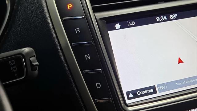 2019 Lincoln Nautilus Select