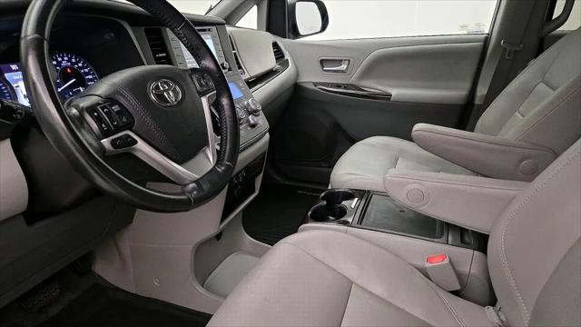 2018 Toyota Sienna XLE 7 Passenger