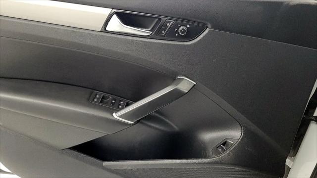 2022 Volkswagen Passat 2.0T SE