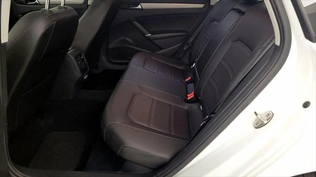 2022 Volkswagen Passat 2.0T SE