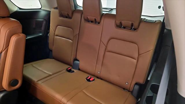 2023 Nissan Pathfinder Platinum FWD