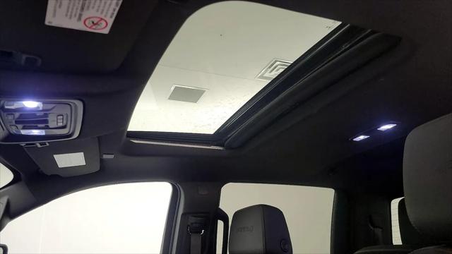 2023 GMC Sierra 2500HD 4WD Crew Cab Standard Bed AT4