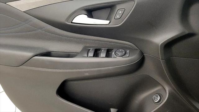 2025 Buick NV Sport Touring FWD