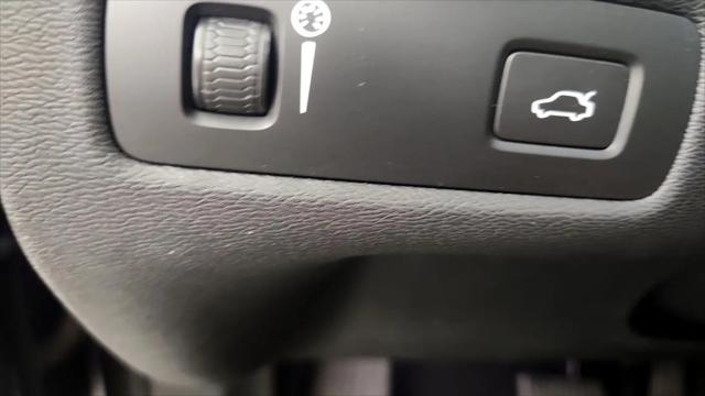 2022 Volvo XC60 B6 Inscription