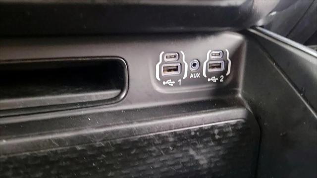 2022 Ram 1500 Big Horn Crew Cab 4x4 5'7" Box