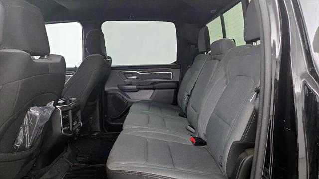 2022 Ram 1500 Big Horn Crew Cab 4x4 5'7" Box