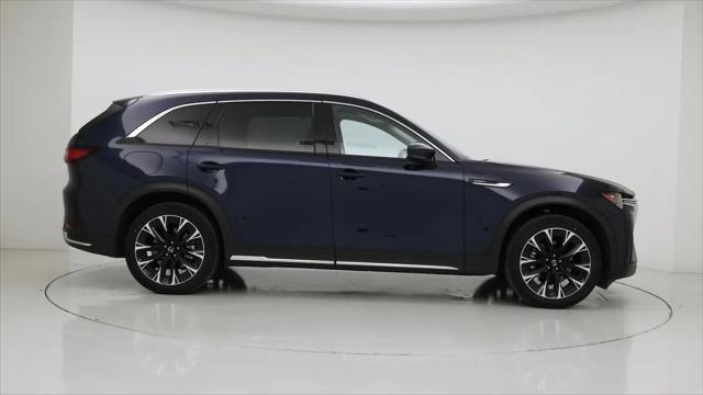 2024 Mazda X-90 Premium Plus