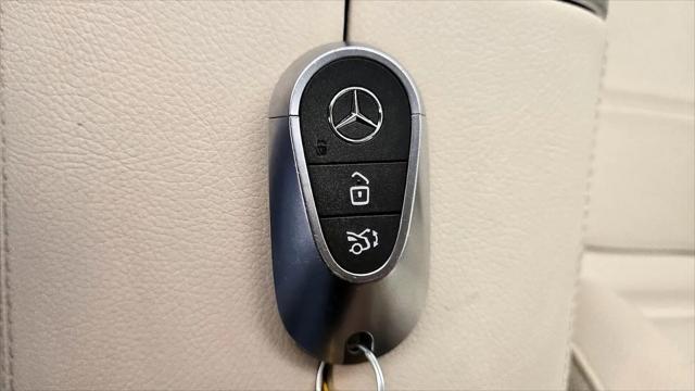 2025 Mercedes-Benz C-CLASS C 300 C 300