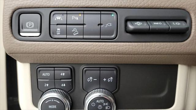 2021 GMC Yukon XL 4WD Denali