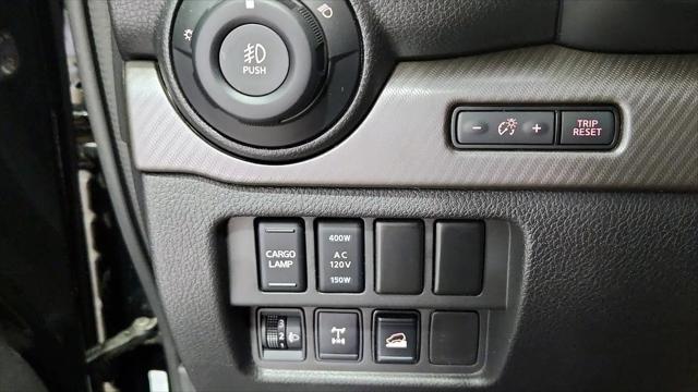 2024 Nissan Titan Crew Cab PRO-4X 4x4
