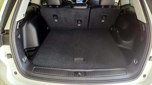 2023 Jeep Grand Cherokee Limited 4x2