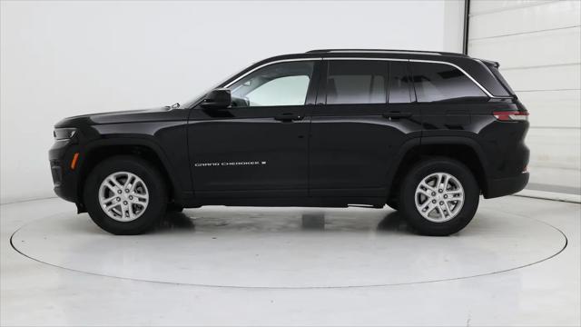 2023 Jeep Grand Cherokee Laredo 4x4