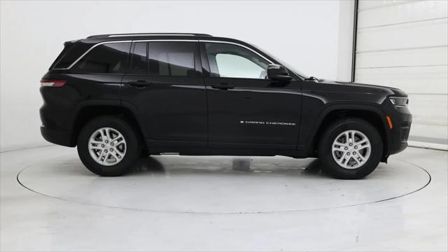 2023 Jeep Grand Cherokee Laredo 4x4
