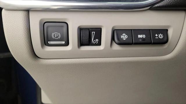 2021 Cadillac XT4 AWD Premium Luxury