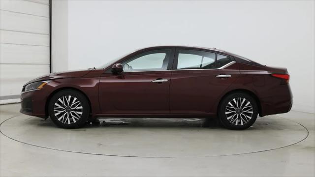 2023 Nissan Altima SV FWD