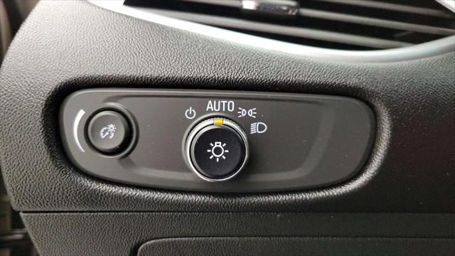 2022 Chevrolet Malibu FWD 1FL