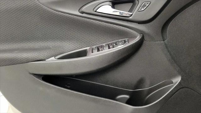 2022 Chevrolet Malibu FWD 1FL