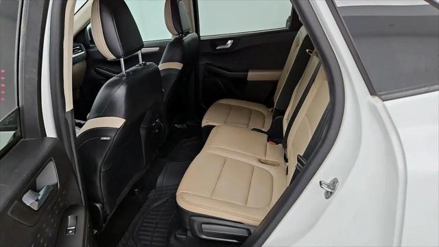2020 Ford Escape SEL