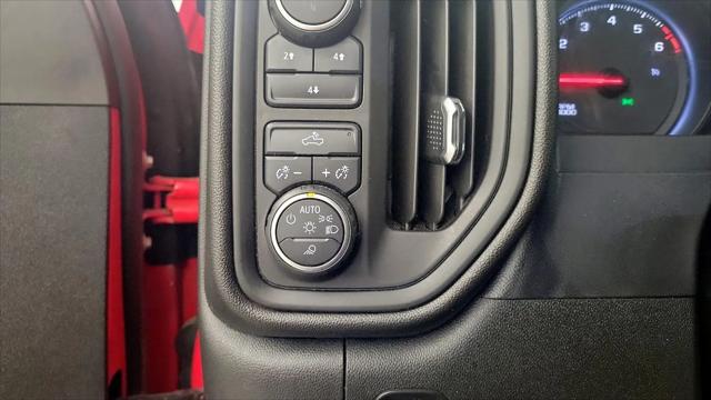 2020 Chevrolet Silverado 2500HD 4WD Crew Cab Standard Bed Custom