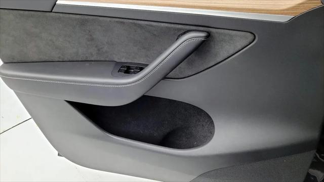 2025 Tesla Model Y Long Range Dual Motor All-Wheel Drive