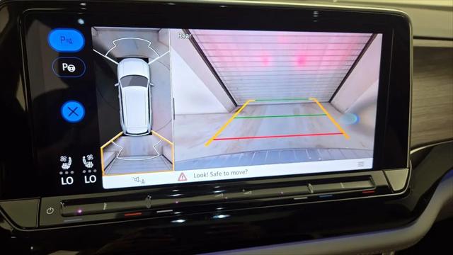 2024 Volkswagen Atlas 2.0T SEL Premium R-Line