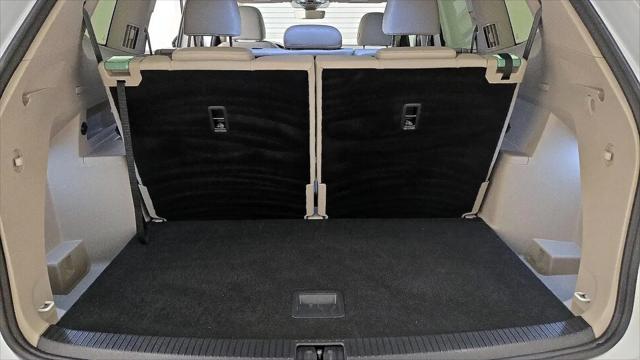 2024 Volkswagen Atlas 2.0T SEL Premium R-Line