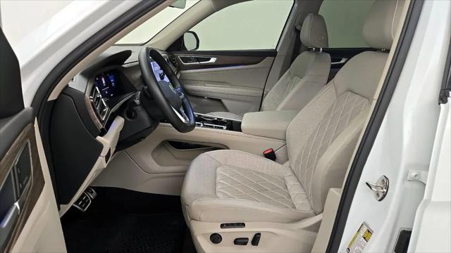 2024 Volkswagen Atlas 2.0T SEL Premium R-Line