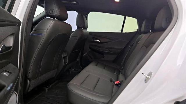 2025 Buick NV Sport Touring FWD