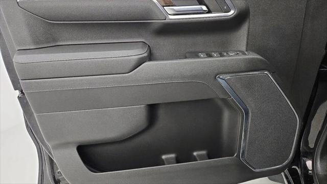 2023 Chevrolet Silverado 1500 4WD Crew Cab Short Bed LT with 2FL